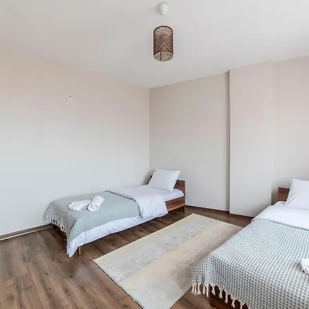 Centrally Located 2 Bedroom Apt With Netflix Apartment Bursa
