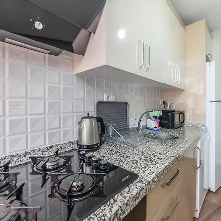 Apartment Centrally Located 2 Bedroom Apt With Netflix