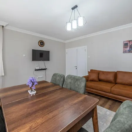 Centrally Located 2 Bedroom Apt With Netflix Apartment Bursa
